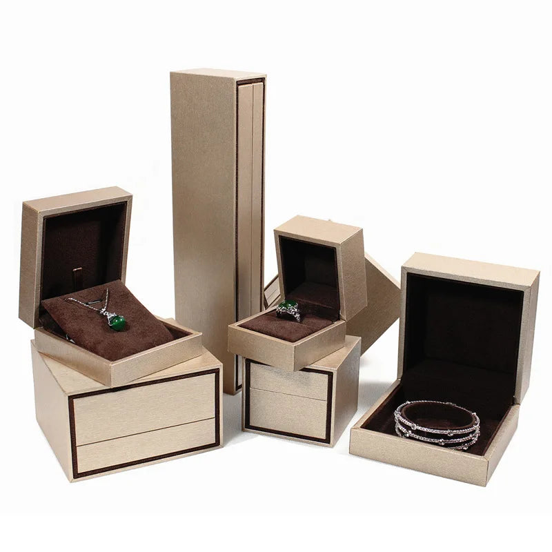 Wholesale Sundo JPB-1548 Handmade Luxury Brushed Leather Jewelry Boxes for Earrings Pendants Rings Customizable Color