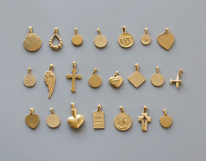 Custom Wholesale Varies Pendant 18k Gold Plated Hypoallergenic Stainless Steel Cross Round Oval Wing Heart Pendant  for Necklace
