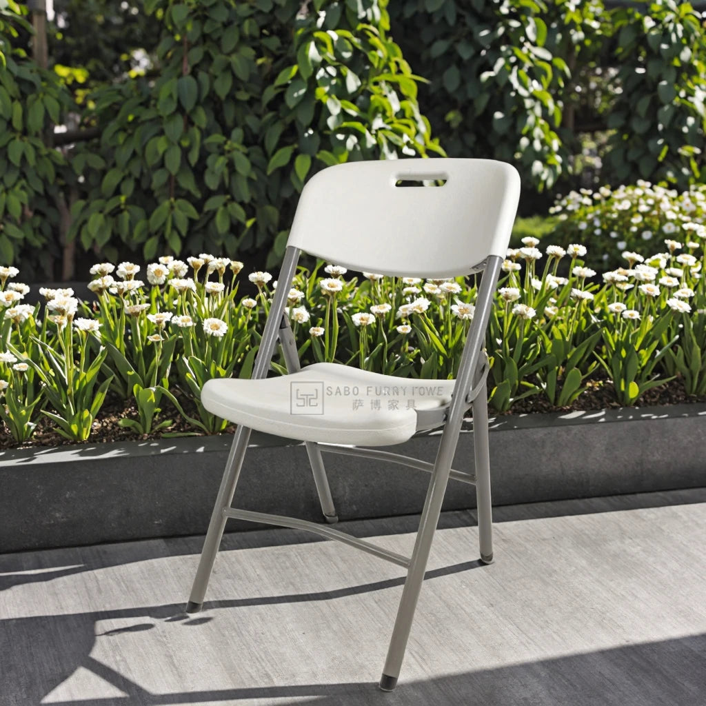 White HDPE Plastic Folding Chairs Heavy Duty 650 Lbs Foldable Stackable for Events Meetings Parties for Living Room Villas