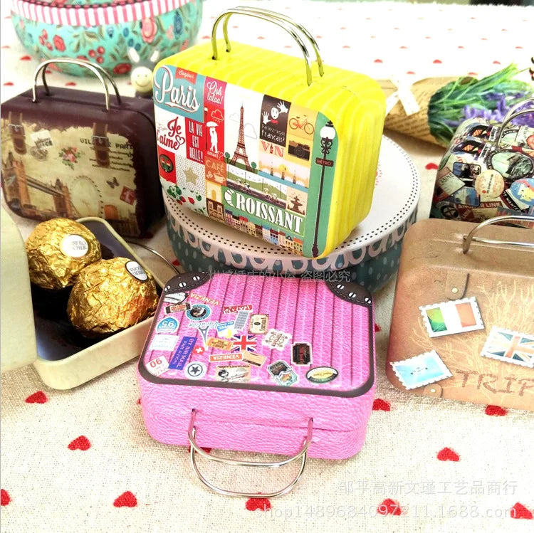 Wholesale Cheap Retro Creative Suitcase Style Travel  Eyelash Box False Eyelash Packaging Small Tin Box Beauty Can Manufacturers