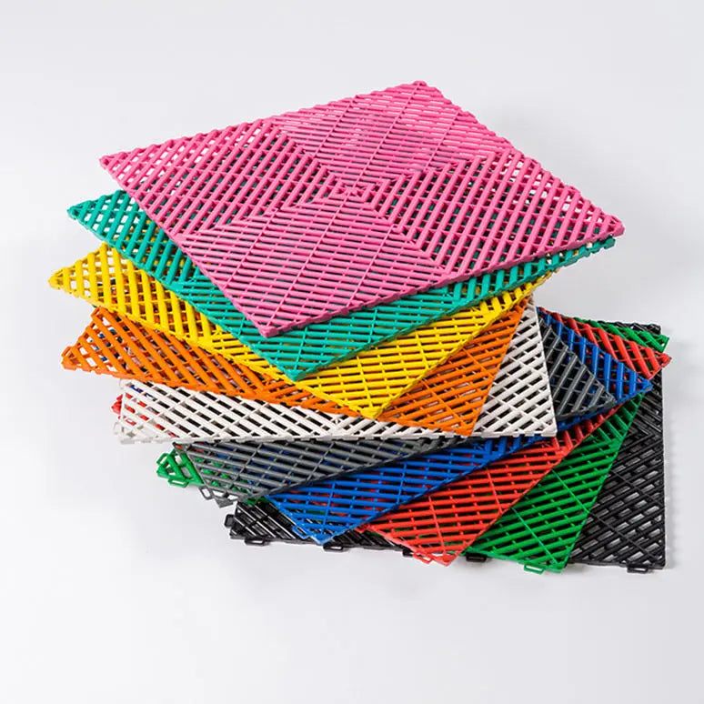 Easy to Install Waterproof Garage Floor Tiles PP Plastic Interlocking Garage Flooring for Workshop Car Detailing Shop