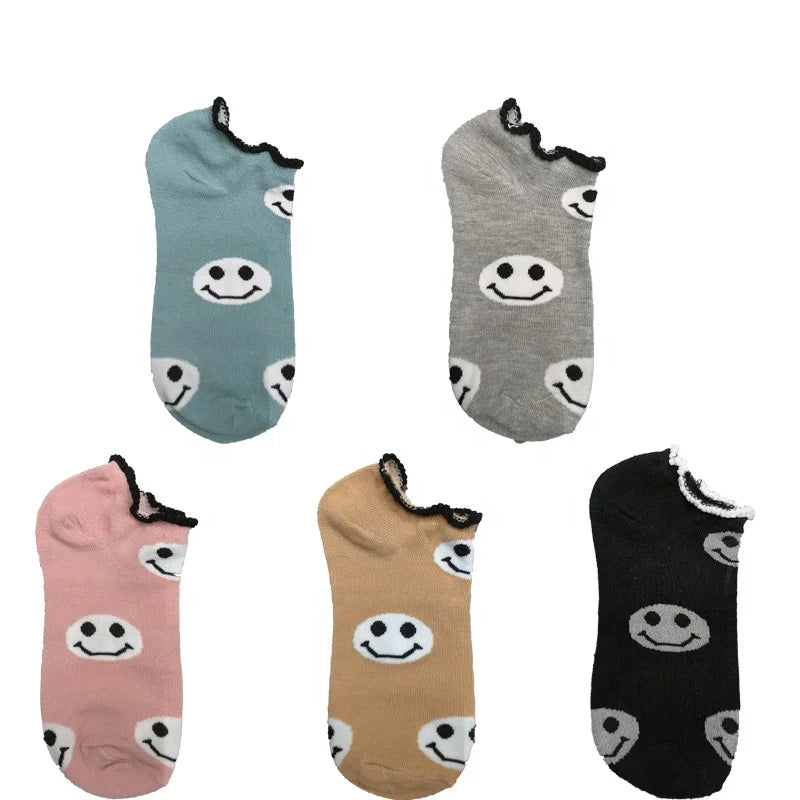 Women's Summer Ankle-Length Casual Grip Socks Breathable Spandex Material Cartoon Face Design Disposable Body Knitted Wholesale