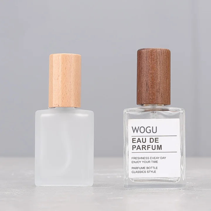 Wholesale Women Skincare Cosmetic Packaging 15ml Empty Refill Perfume Atomizer Square Perfume Glass Spray Bottle