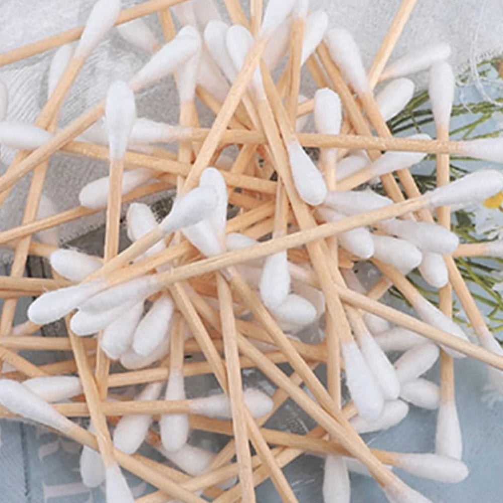 Tailored Wooden Stick Cotton Swabs Bulk Customized by Weight Ideal for Any Usage