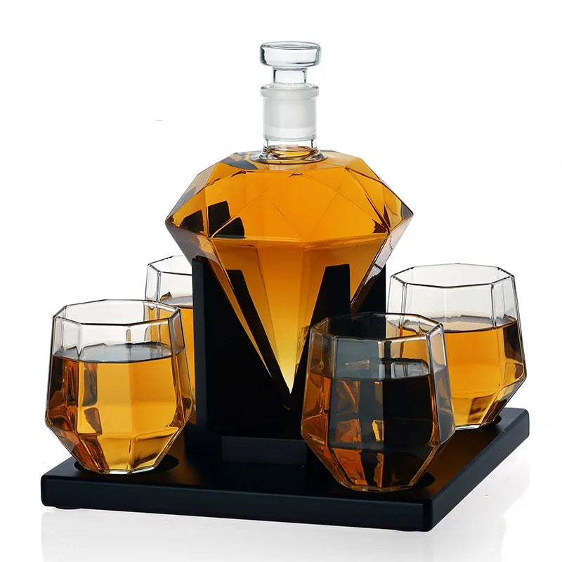 Durable Lead-free 880ml Diamond Liquor Decanter Set Decanters and Glass Set with Wooden Rack