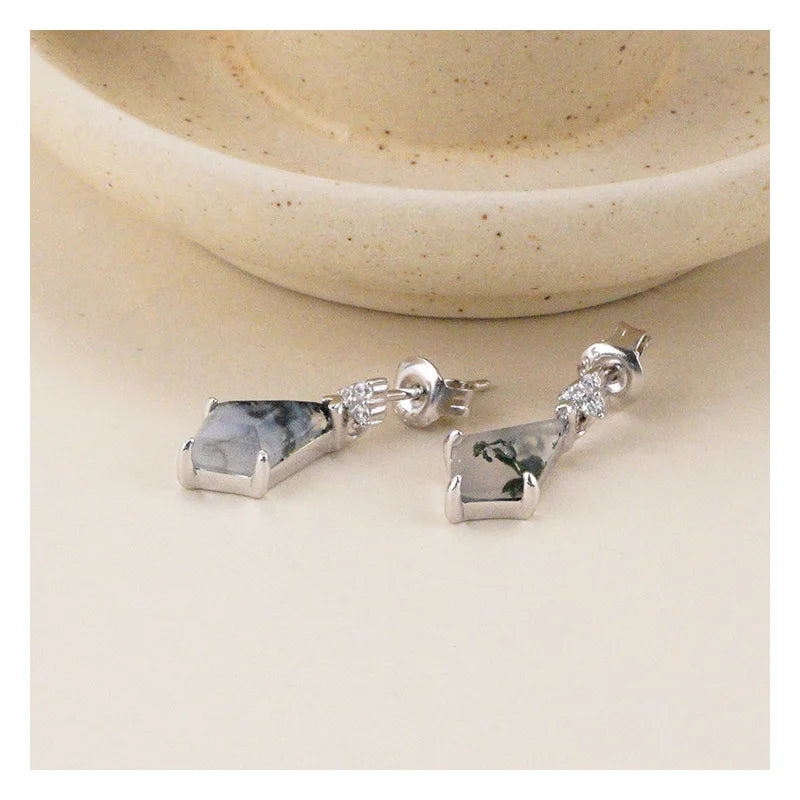 Designer Luxury Light Luxe Green Moss S925 Silver Inlaid Agate Earrings for Women Hoop Earrings with Aquatic Grass Inlay