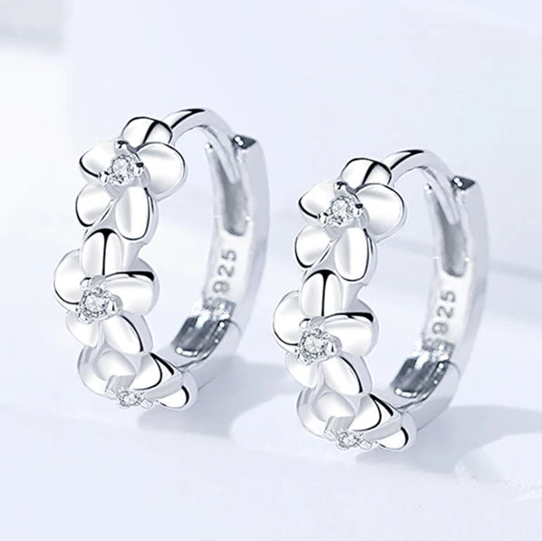 CAOSHI Refine Flower Beauty Hoop Earrings for Women Girls Korean Design Dainty Lady Daily Lovely Hoop Silver Plated CZ Earrings