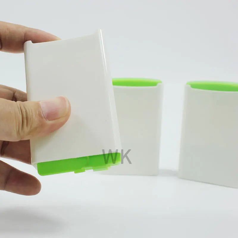 Nice Design Custom Colors Size Flat Plastic Container for Chewing Gum Candy Plastic Gum Bottle