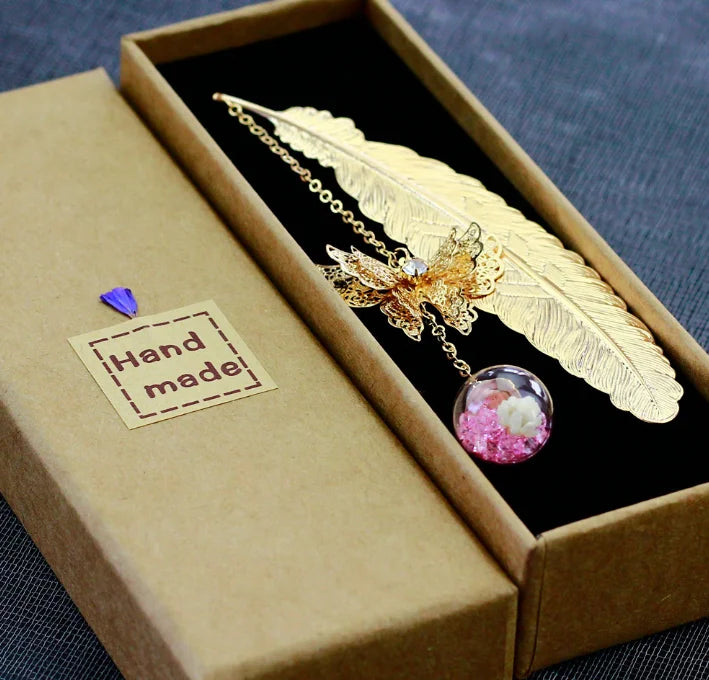 Metal feather bookmark Chinese style classical creativity dried flower immortal flower student gift handicraft bookmark