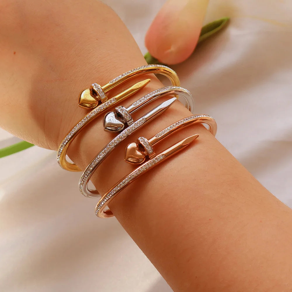 2023 New Luxury Heart-Shaped Zircon Adjustable Stainless Steel Bracelets for Women and Girls Locality Clip Jewelry Couple Gift