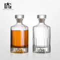 Heavy Classic Clear Glass Vodka Whiskey Tequila Bottles 500ml Super Flint Liquor Spirit Bottles with Cork Food Safe