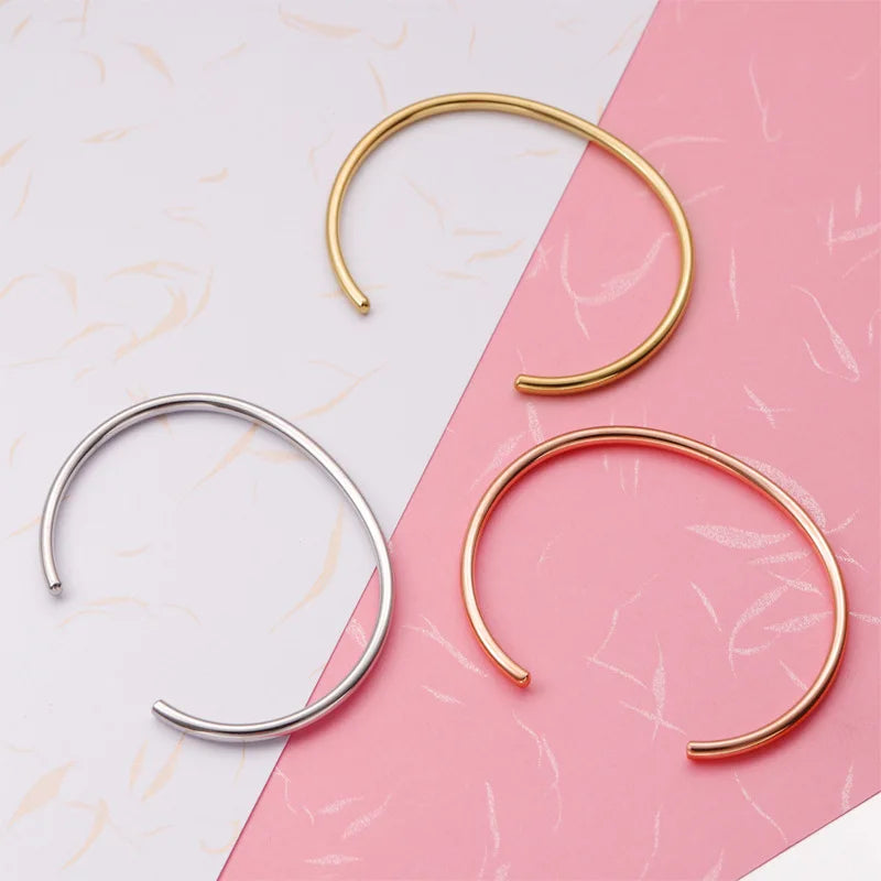 New Stainless Steel Fashion Plain Bracelet for Women and Girls Bridesmaid Gift C Shape Open Bangle Friendship Bracelet
