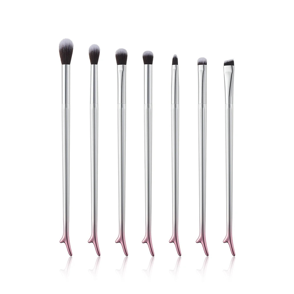 Apsara Deer New Design 7 Premium Eye Shadow Blending Luxury Makeup Brush Set for Eye Foundation Lip