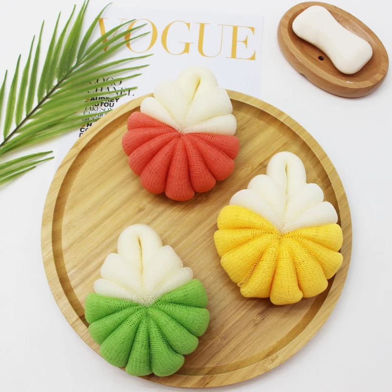 Wholesale Customization Gradient Color Shower Sponge 50G Eco-friendly Pumpkin Shaped PE Mesh Bath Ball and Body Bath Sponges