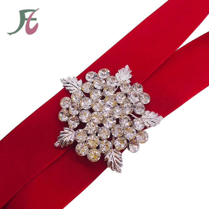 Wholesale Full Crystal Brooch Pins Women Accessories 2024 Fashion Wedding Brooches and Flower Brooch Pin