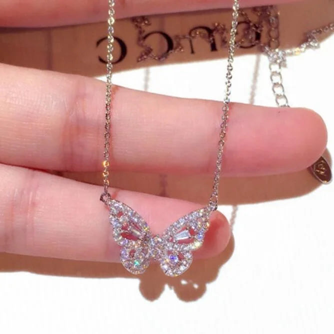 Elegant Women's Loftily Jewelry Link Chain Necklaces Gold Silver Pendant Charms with Butterfly Crystal Featuring Pearls Diamonds