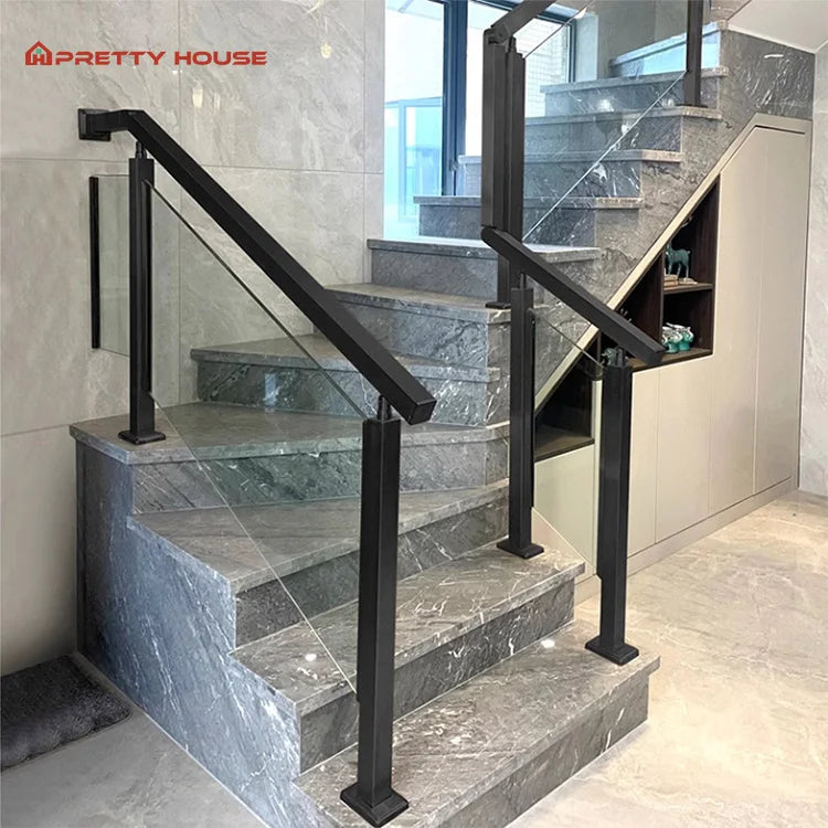 Prettyhouse Customizes Fence Rail for Outdoor and Indoor Staircase