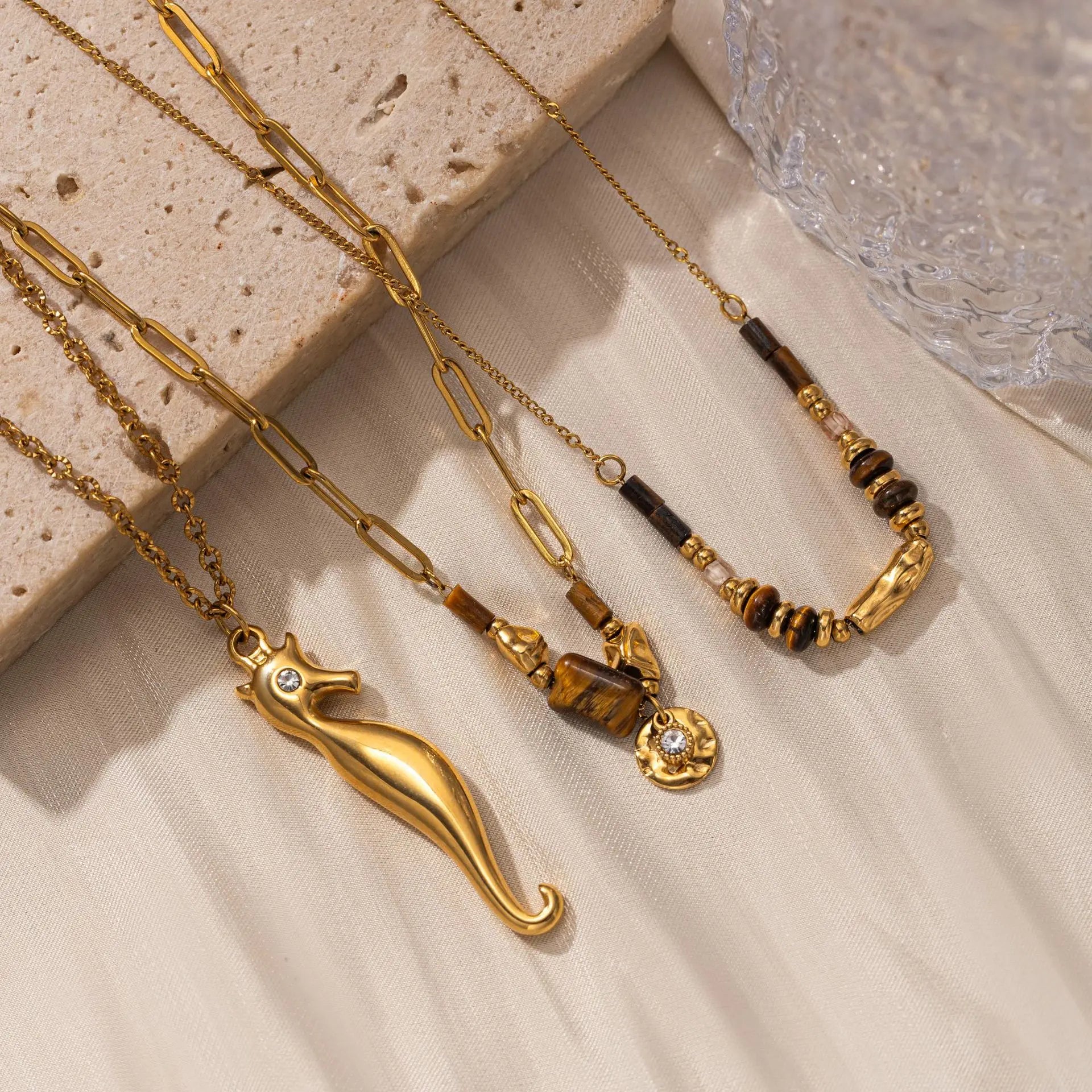 18k Pvd Gold Stainless Steel Sea Horse Pendant Necklace Maillard Ins Style Niche Tiger Eye Stone Necklace for Women