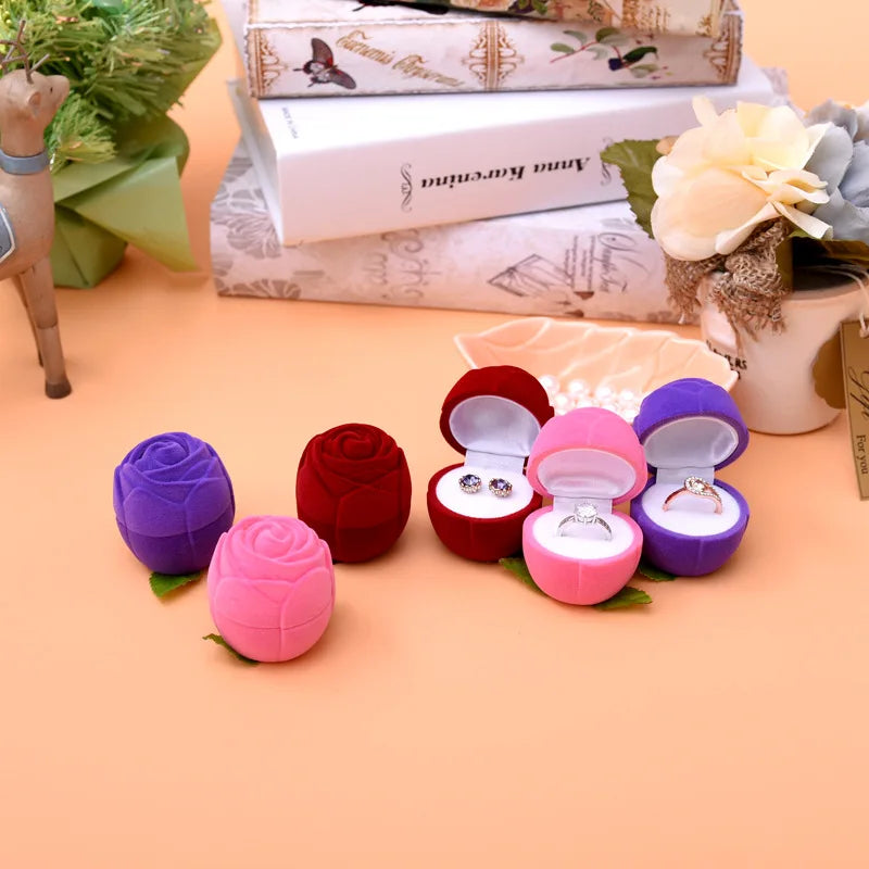 Wholesale Rose Pineapple Ring Box Valentine's Day Earrings Box Proposal Jewelry Packaging Box