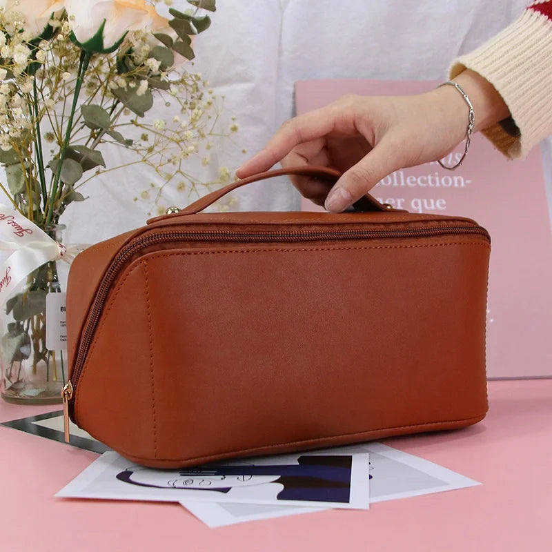BEARKY Outdoor Eco-Friendly Travel PU Luxury Leather Makeup Cosmetic Bag Toiletry Bag Womens Handbags
