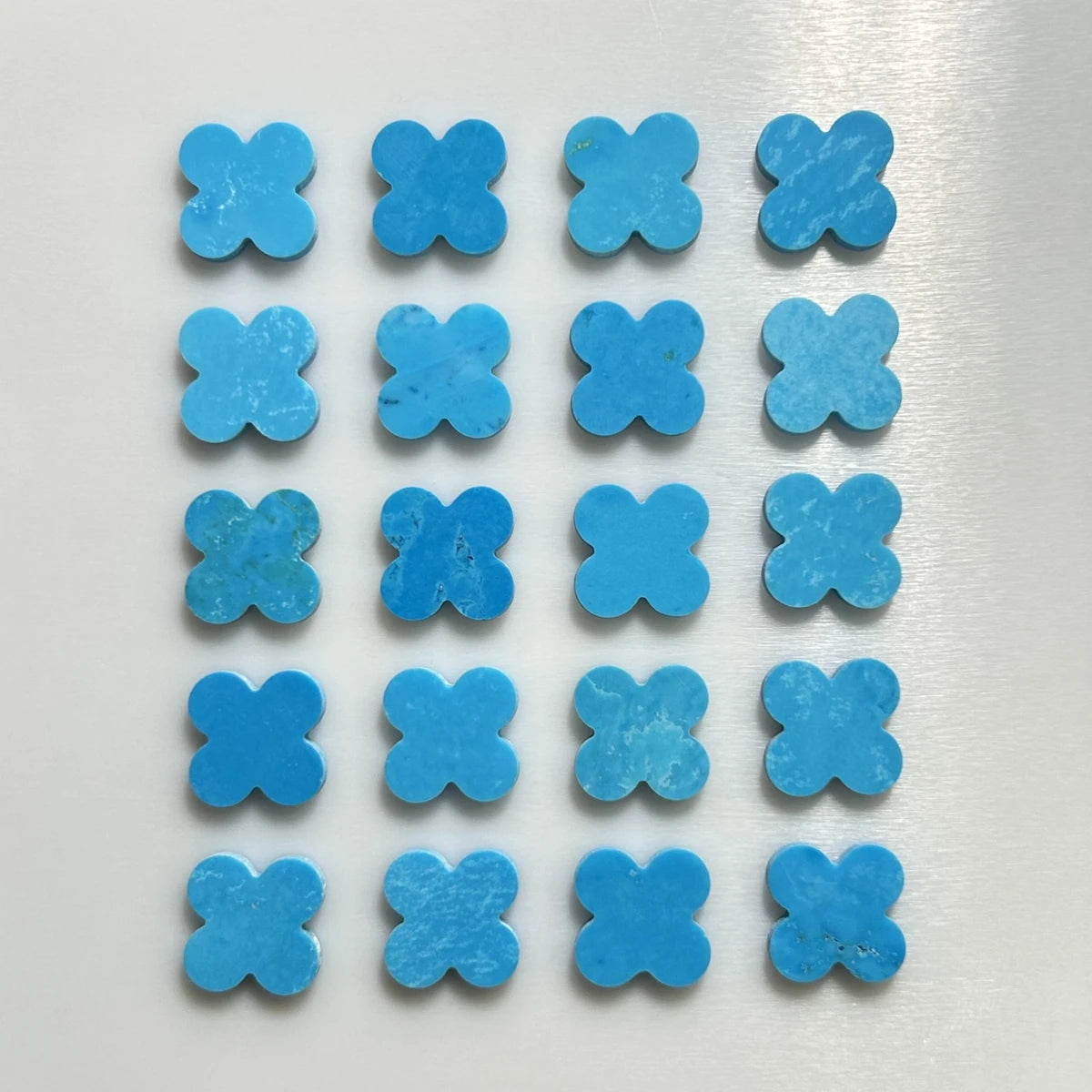 HQ Gems 13x13x2mm Four Leaf Clover Stones Hight Quality Blue Natural Turquoise Stone