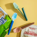 2 in 1 Sealing Clip Spoon Wholesale Mini Food Bag Clip Plastic Artifact Snack Clip with Refrigerator Magnetic Suction Box