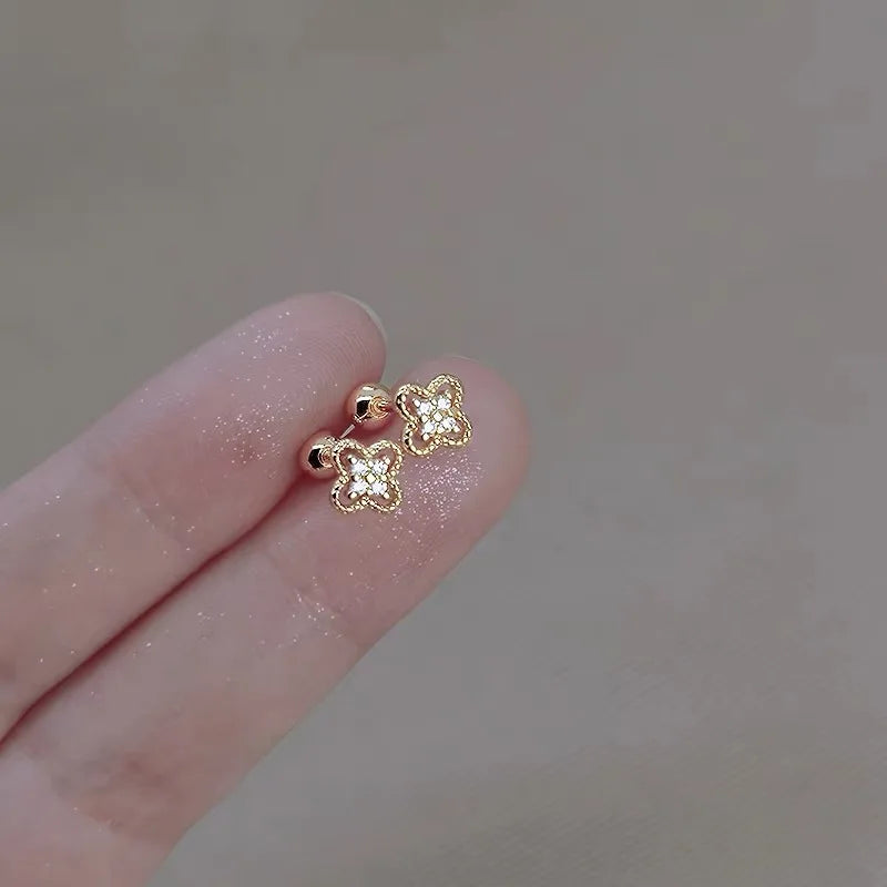 Ladies Fashion Unique Alloy Copper Tiny Flat Screw Back Rhinestone Zircon Beads Clover Stud Earring Jewelry for Women