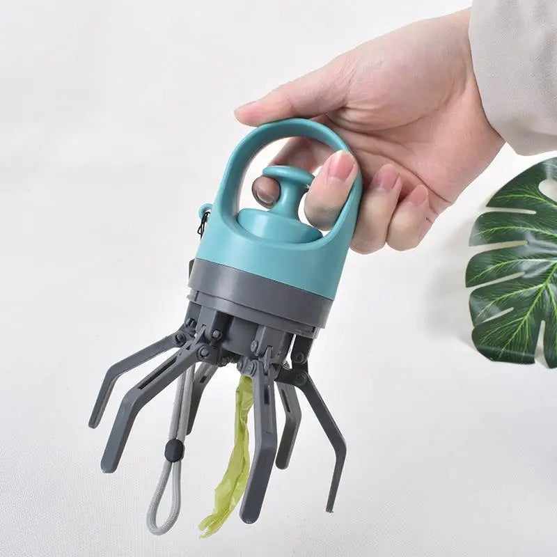 MMG Outdoor Portable Mini Dog Poop Scooper Eco-Friendly Plastic Dog Walking Pooper Scooper with Free Bags