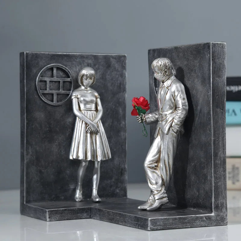 Creative Banksy Resin L-shaped European Style Boy and Girl Figurines Bookend Ornaments Living Room Decor
