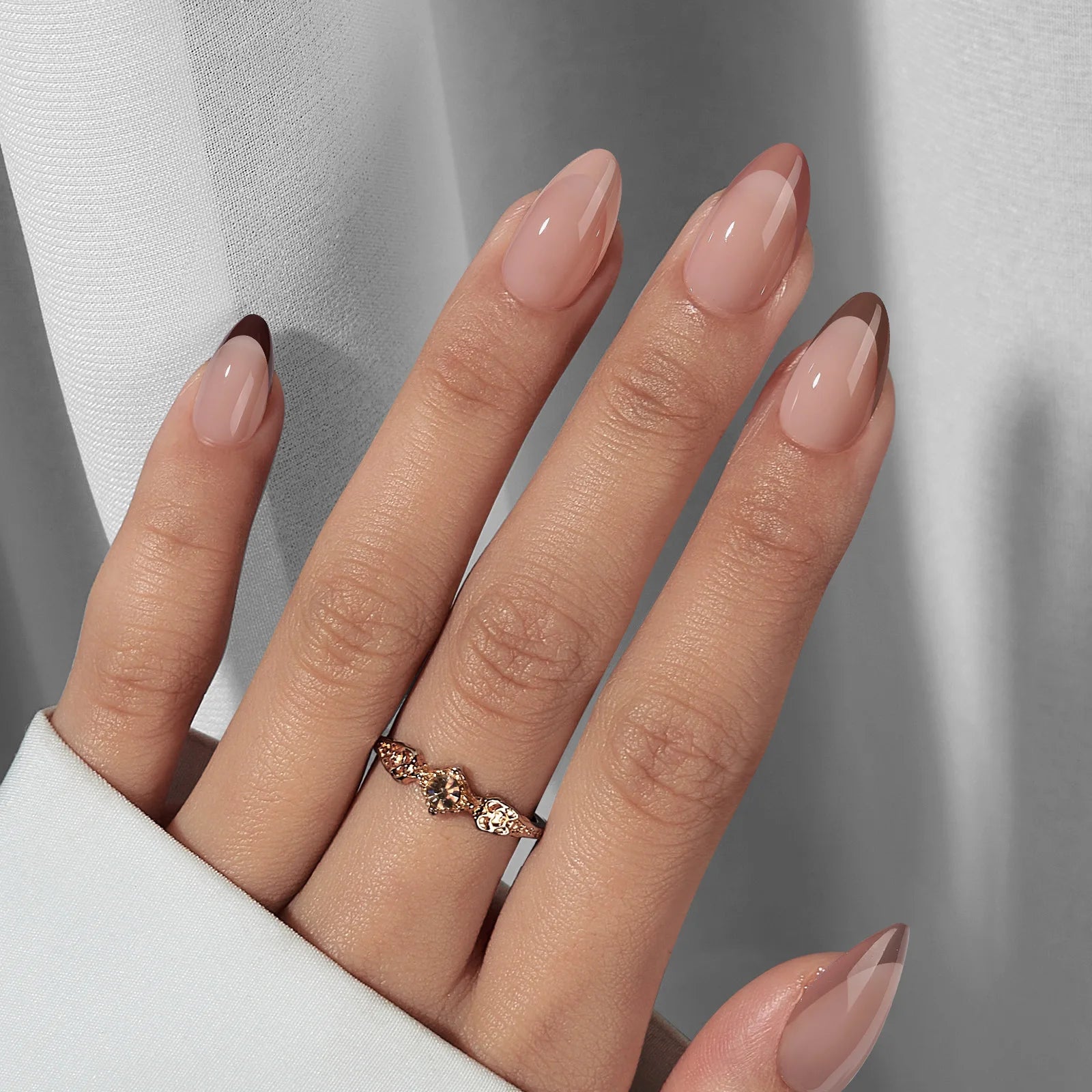 BTArtbox Artificial Finger Nails Set Manufacturers Wholesale Soft Gel Short Almond Brown French Tips Handmade Press on Nails