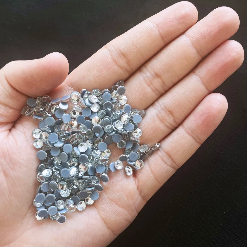 High Quality Hot Sale SS4-SS30 Crystal Hot Fix Glass Flatback Strass Wholesale Hotfix Rhinestones for Diy Cups Shoes Clothes