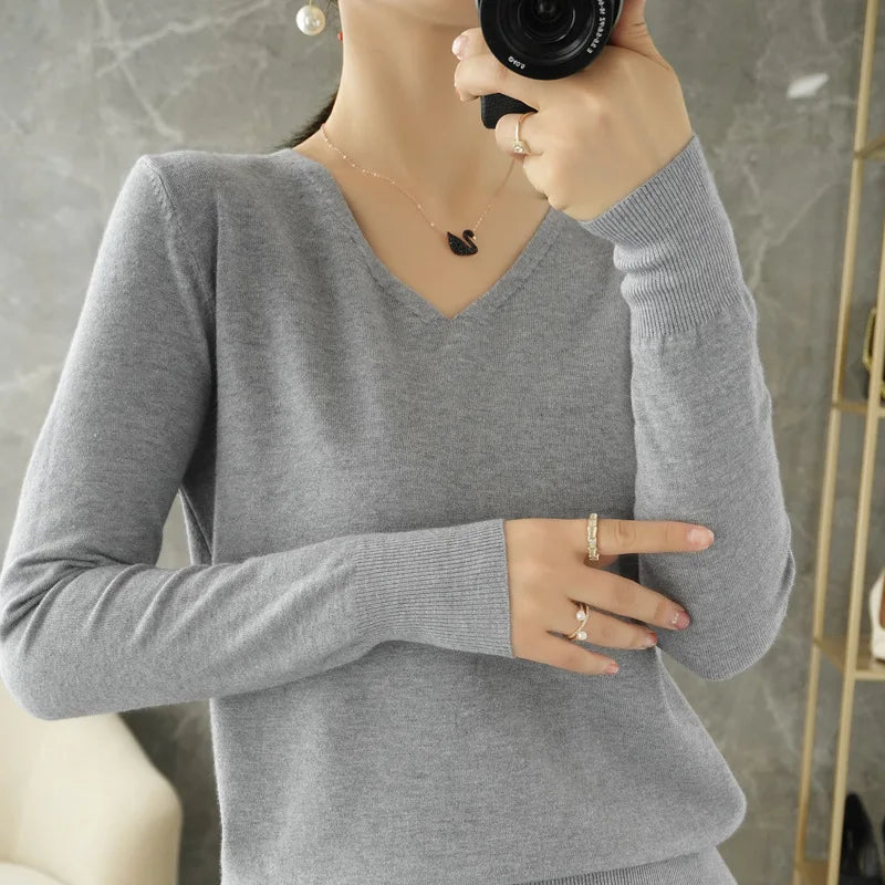 S-2XL Autumn and Winter New Women's V-neck Pullover Long Sleeve Knitted Loose Fit Sweater Undercoat