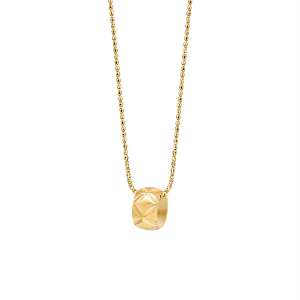 Personalized Design Three-dimensional Diamond Pendant Necklace Ladies Stainless Steel 18K Gold Plated Necklace Jewelry