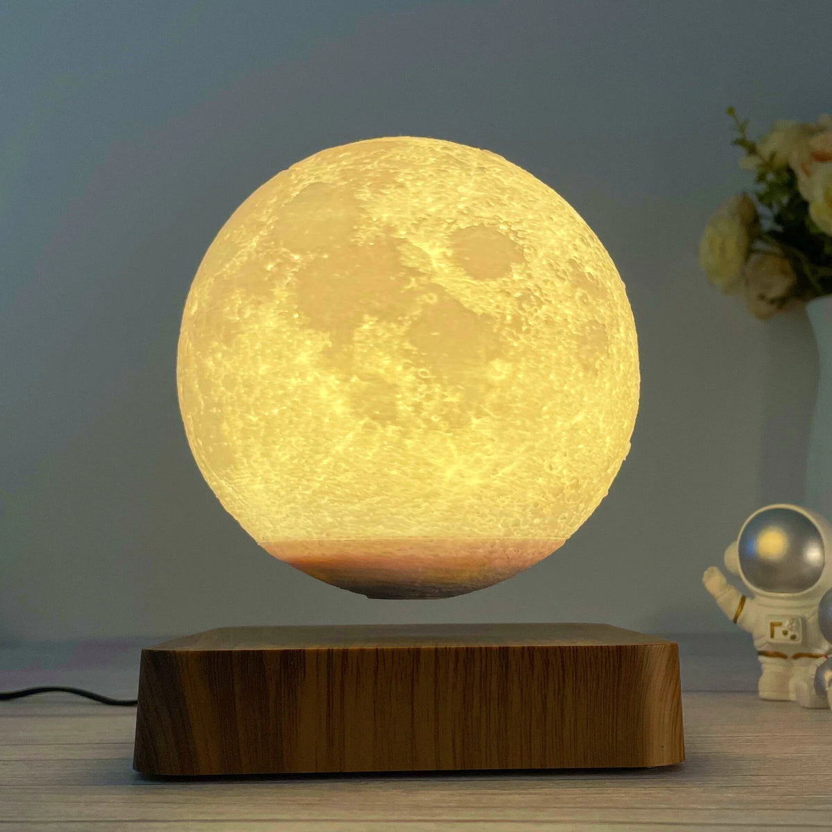 HCNT Magnetic Levitating Moon Lamp Factory Price 3D Printing Floating Moon Lamp Floating Luna Night Light MegaBDM