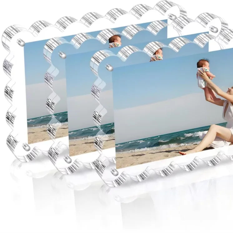 Clear Acrylic Photo Frame Scalloped Frames Freestanding for Desktop Display