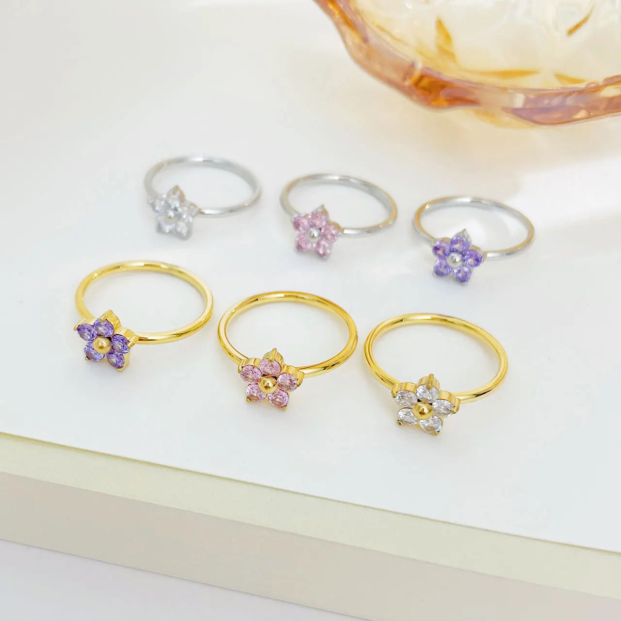 New Design High Quality Titanium Stainless Steel CZ Zircon Flower Ring for Women