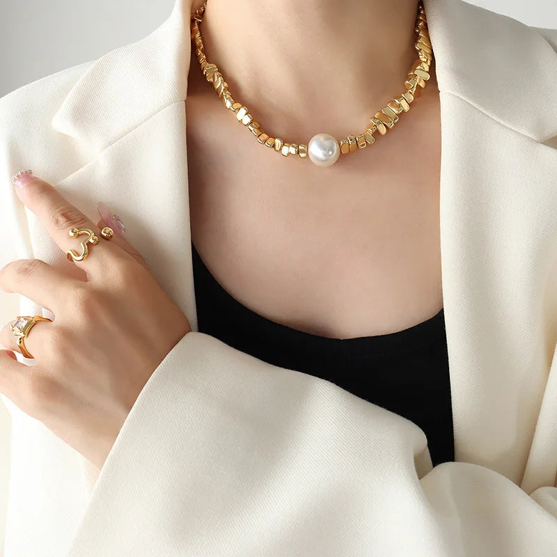 New Arrival Personality Ore Material Stainless Steel Stone Necklace Luxury Gold Big Pearl Necklace for Women