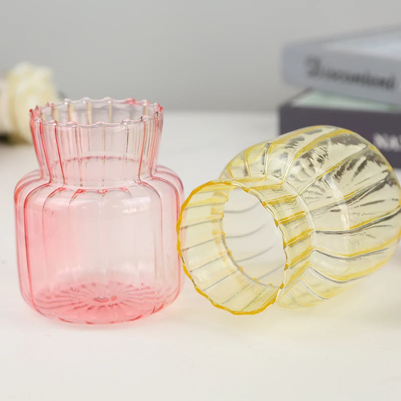 2023 Factory Price Transparent Pink Borosilicate Glass Mini Vase Art Deco Design for Home Decor and New Year Tabletop Decoration