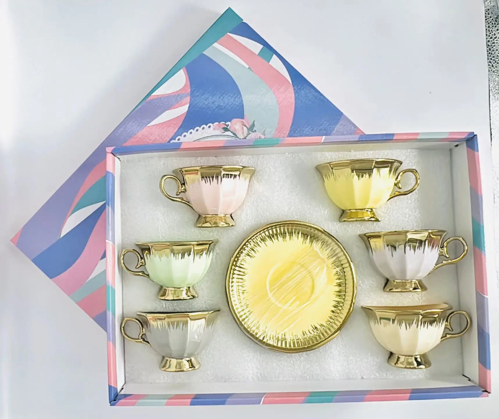 2026 New Design QIAN HU Ethiopian Gold Plated Eco-Friendly Ceramic Coffee Tea Cup and Saucer Set for Party Use