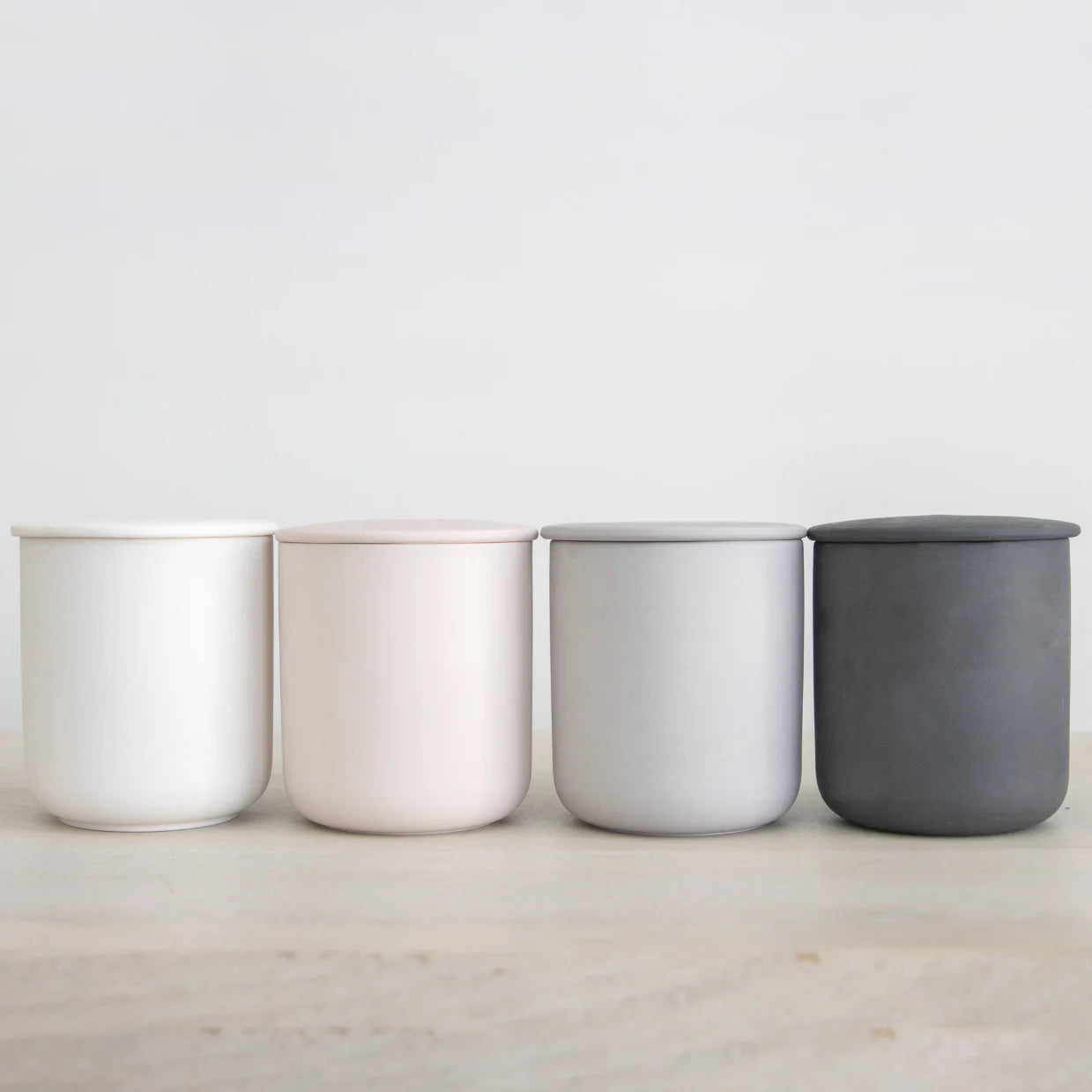 Customized Latas Para Velas Home Decoration Craft Gift Matte Vasos Para Velas Ceramic Candle Jars for Votive Candle