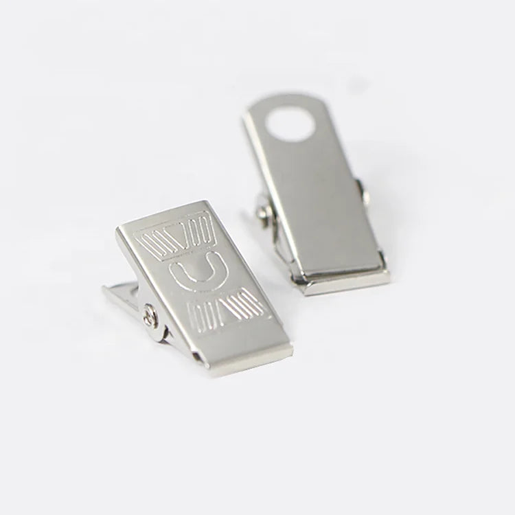 Promotional Badge Holder Adaptor Badge Clips Lanyard for Office Work Credentials Pass ID Card Holder Accessory