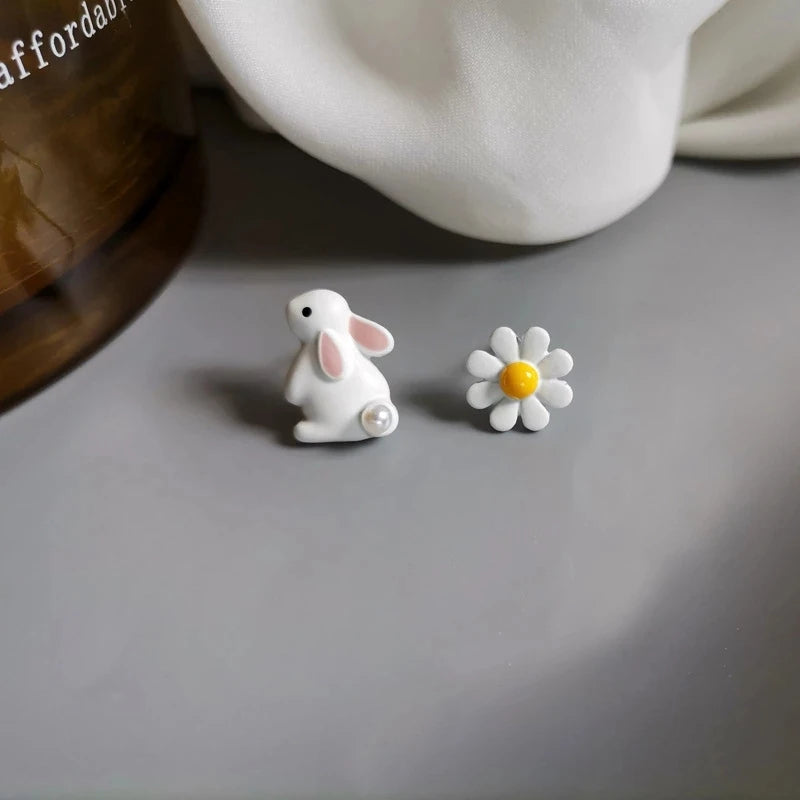 Korean Flower Earrings Cute Fairy Tales Animal Rabbit Earrings Asymmetric Love Heart Daisy White Flower Stud Earrings for Women