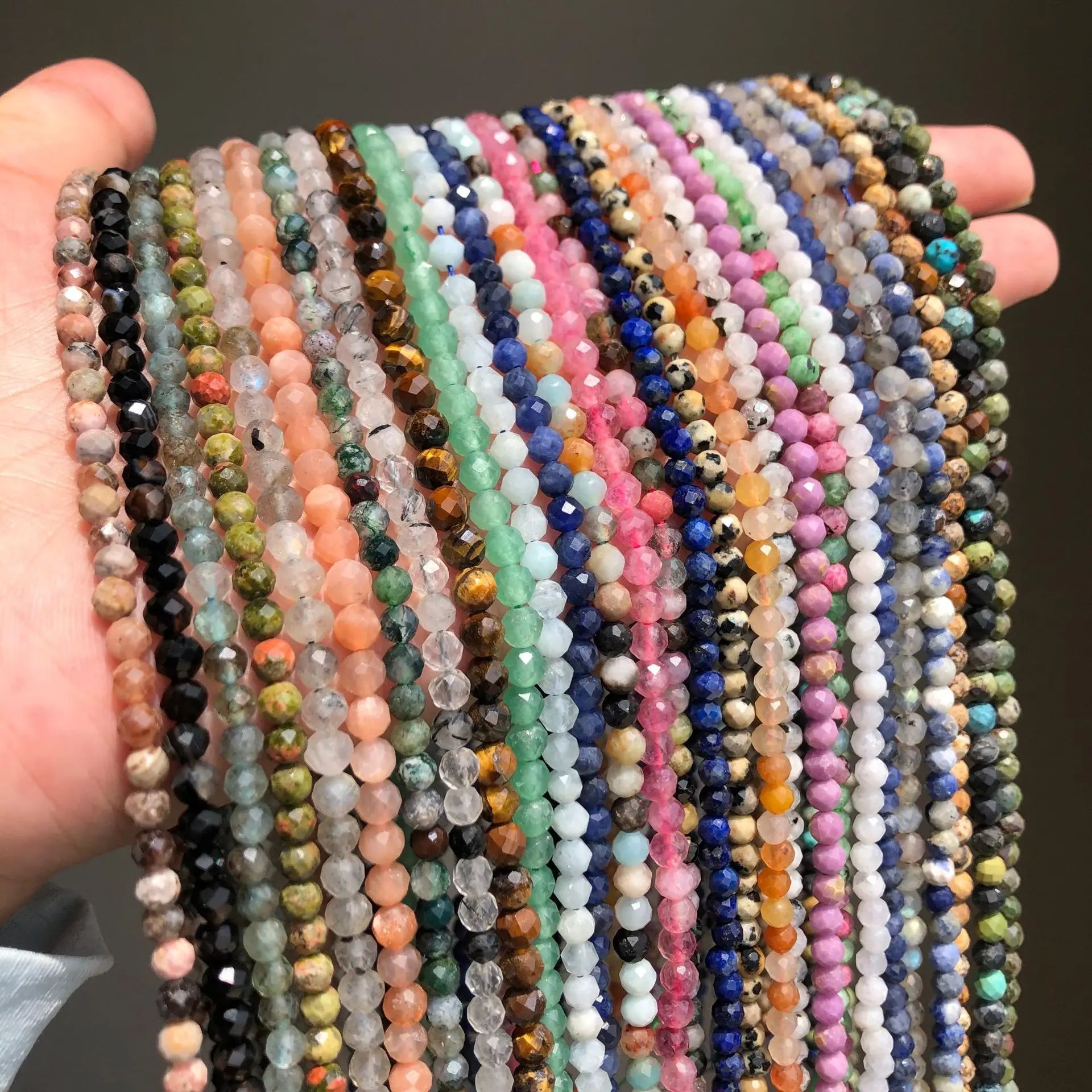2mm 3mm 4mm Natural Stone Faceted Loose Beads Crystal Gemstone Amethyst Rose Quartz Lapis Red Agate Loose Beads