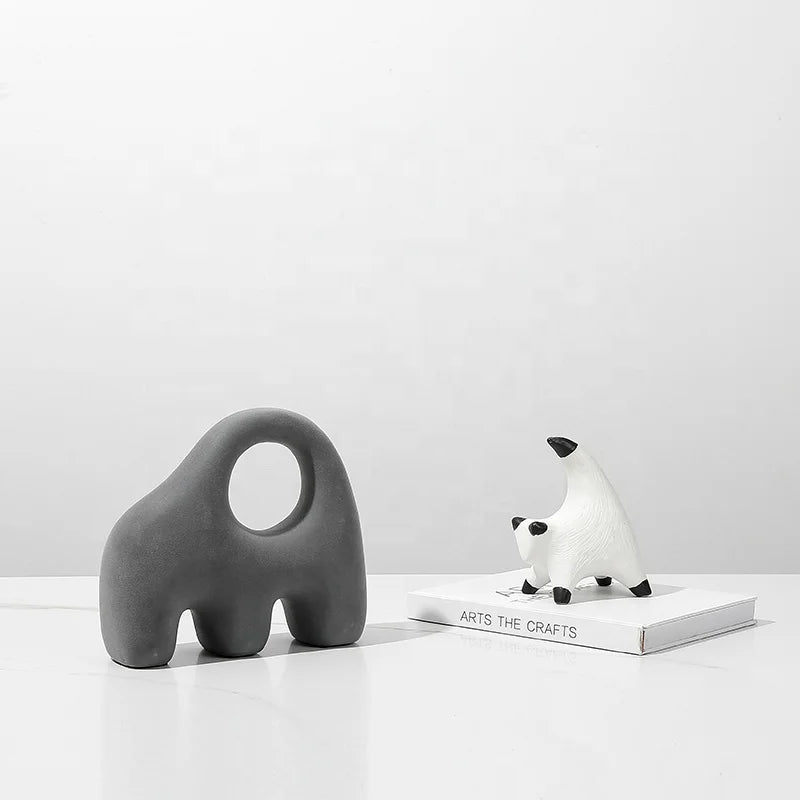 Minimalist Grey Ceramic Elephant Ornament Abstract Table Living Room Decoration Statuette Craft Interior Design 22.6x8.6x20cm