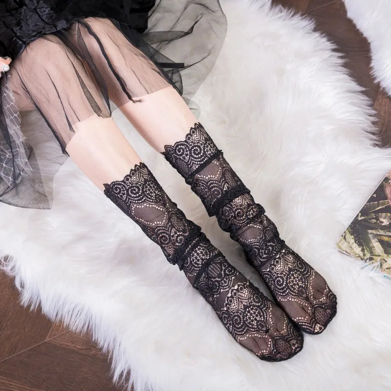 Japan White Designed Slouchy Crew Lace Socks Girls