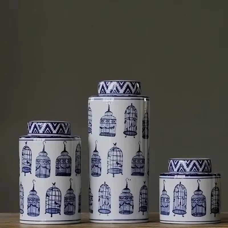Blue and White Customized Ceramic Candle Vessel Ceramic Home Decoration Candle Jars for Christmas