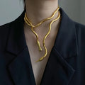 Dark Earth Cool Opening Random Shape Snake Design Feeling Necklace Collar