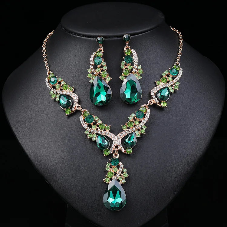 Qushine Romantic Crystal Bridal Sets Wholesale Rhinestone Drop Earring Necklace Choker for Wedding Party Engagement