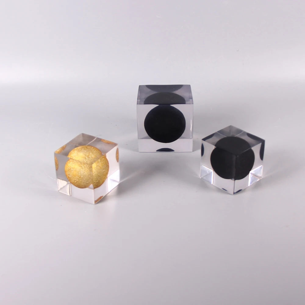 Modern Simple Resin Cube Handicraft Decoration Tabletop Tea Table Bookshelf Accessories