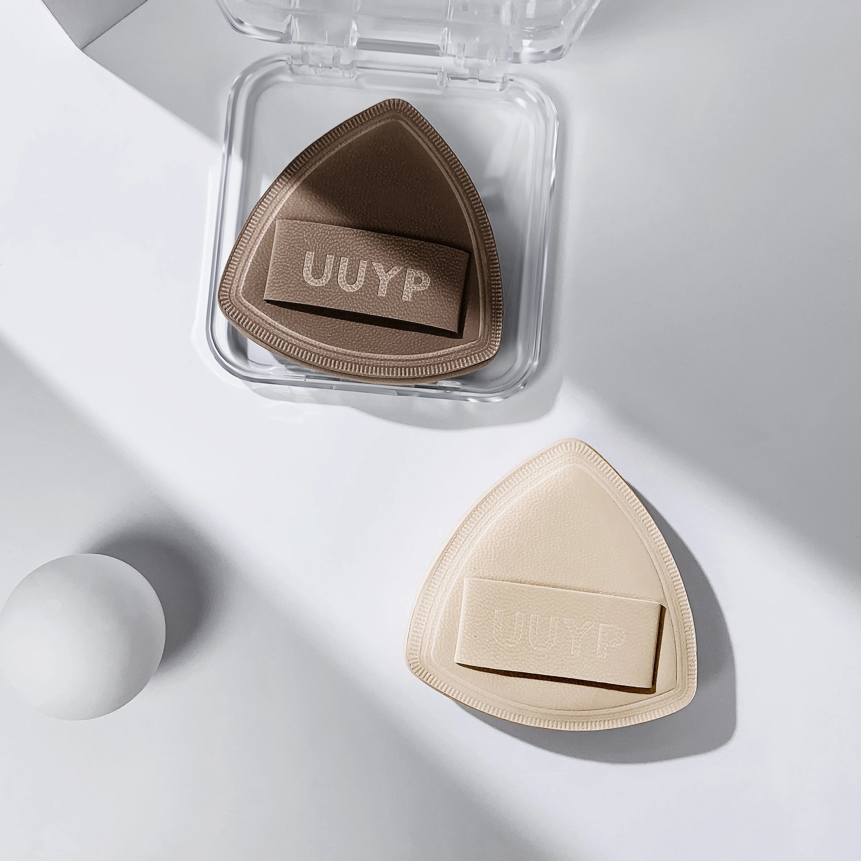 Rubycell Triangle Shaped Soft Dry/Wet Powder Puff Container Stylish Latex Makeup Foundation Sponge with Bag Makeup Tools
